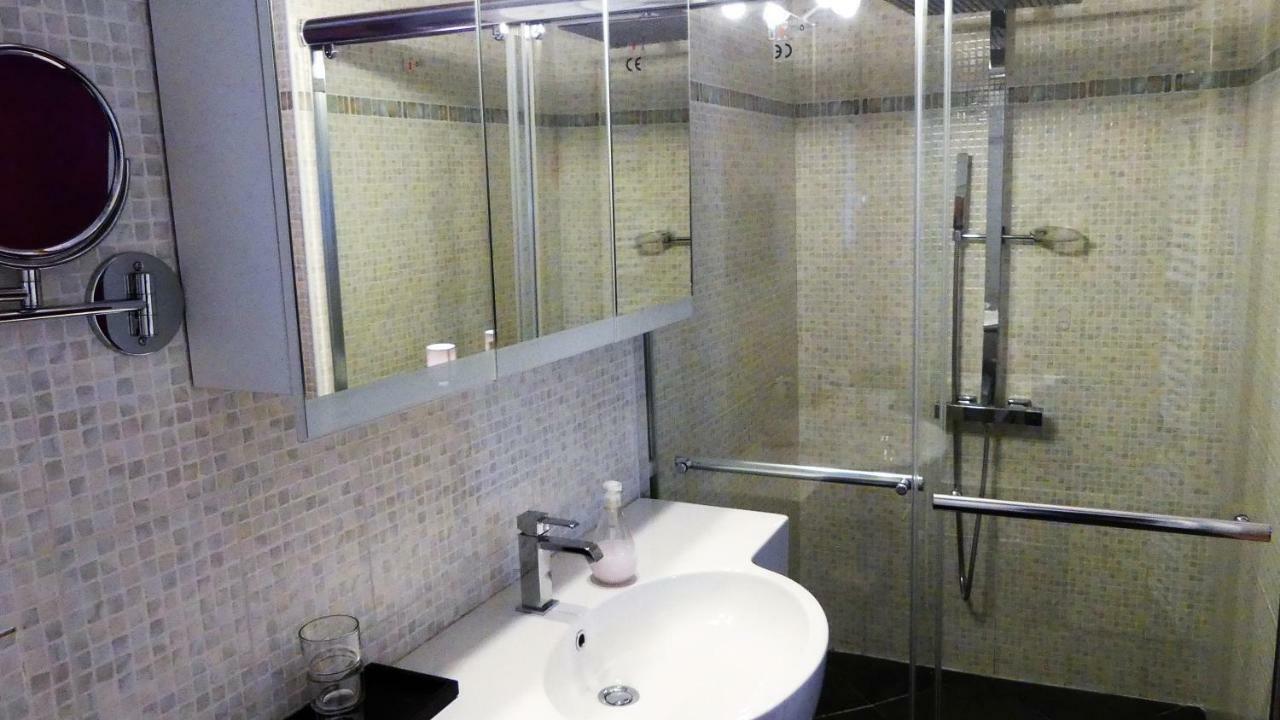 Villa Regain Chambres Et Table D'Hotes Greolieres Kültér fotó